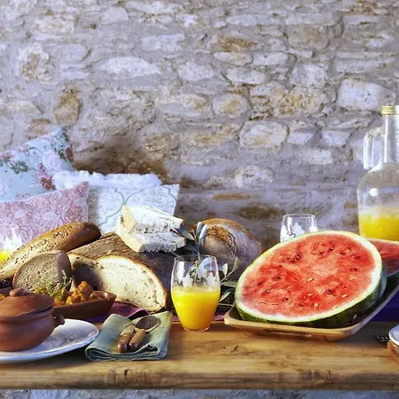 Gullu Konaklari Han/Misafirhane