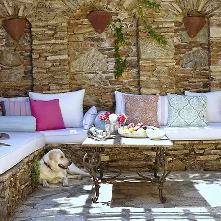 Gullu Konaklari Inn Selçuk