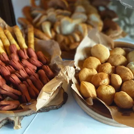 Gullu Konaklari Han/Misafirhane 3*