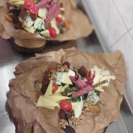 Gullu Konaklari Han/Misafirhane 3*