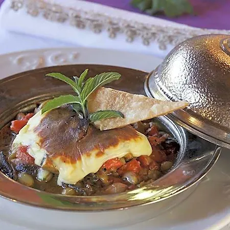 Gullu Konaklari Inn Selcuk