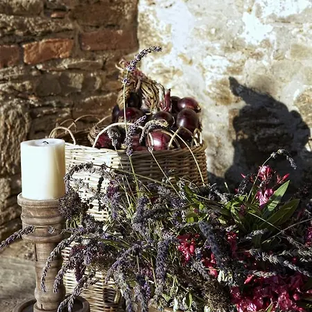 Fogadó Gullu Konaklari